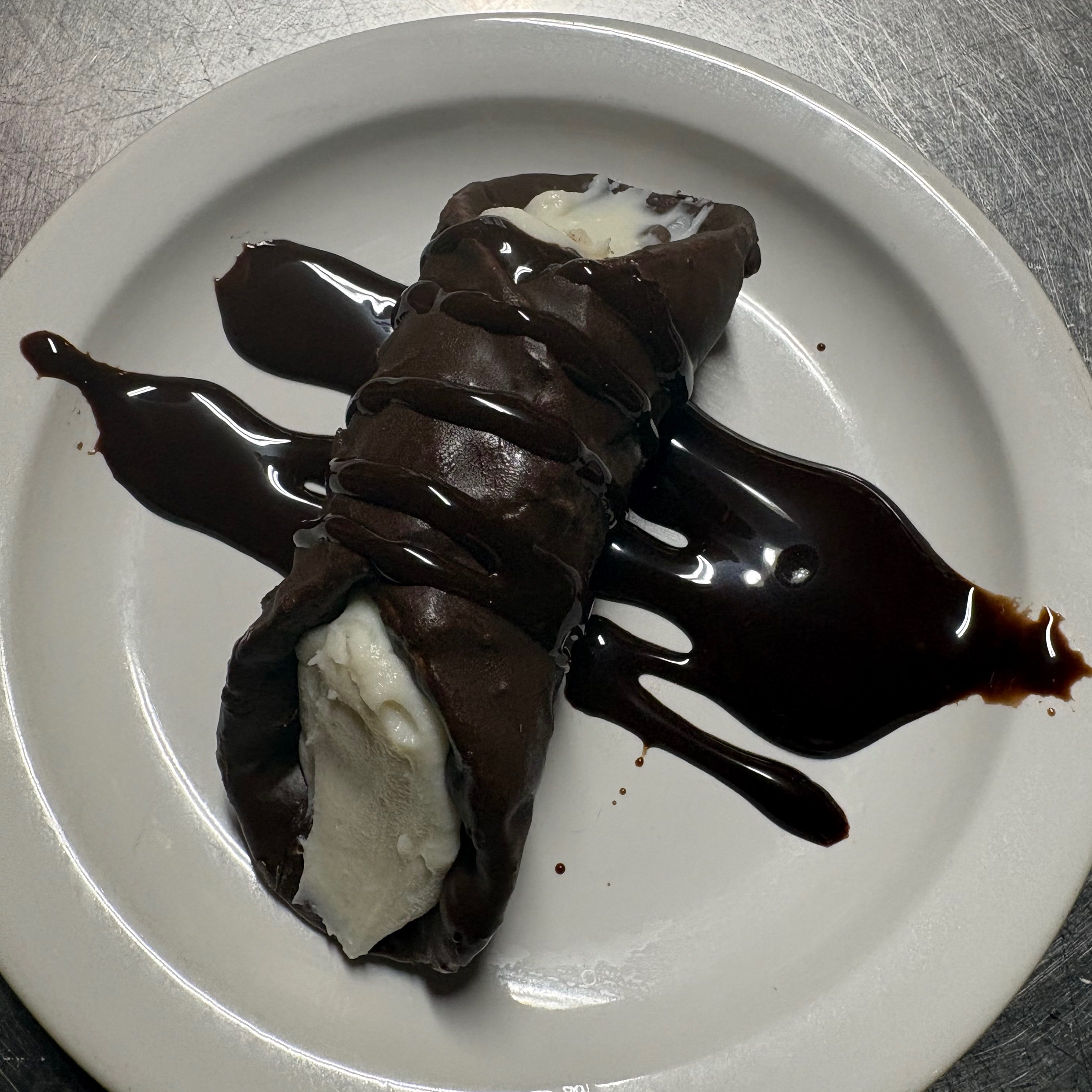 Cannoli.